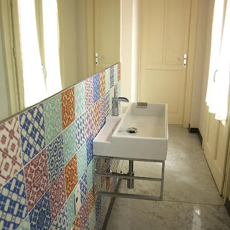 Abatellis Luxury בית הארחה 4*