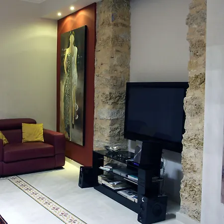 Abatellis Luxury בית הארחה