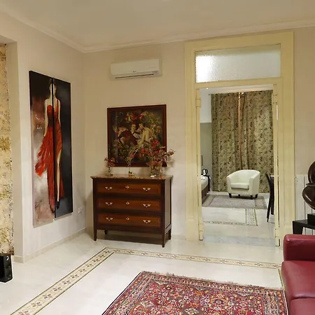 Abatellis Luxury בית הארחה